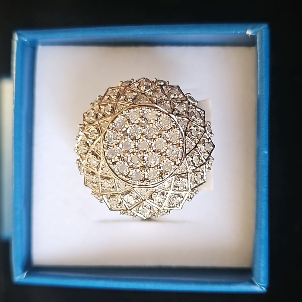 GP Special Valentine Collection Diamond "I Love You" Dome Cluster Ring
